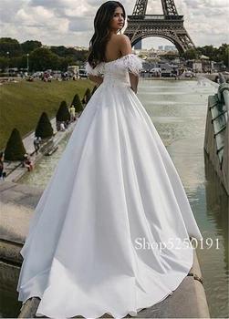 Elegantiškos Satino Off-the-pečių Iškirpte A-line Wedding Dresses Plunksnų Nuotakos Suknelė Nėriniai Atgal vestido de noiva renda