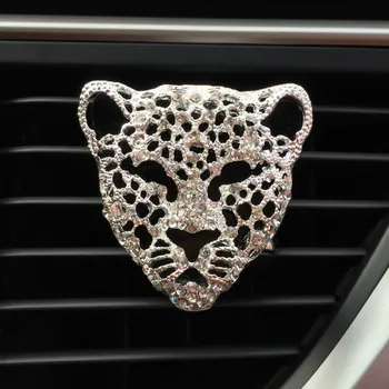 1Pcs Kristalų Leopard Automobilio Oro Gaiviklis Auto Lizdo Kvepalai Įrašą, Interjero Priedai, Automobilių stiliaus Išlieti Kietas Kvepalų Difuzorius