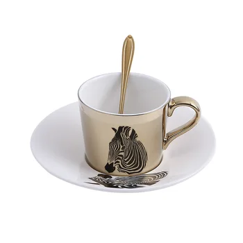 Specular atspindys Keraminės Kavos puodelius ir lėkštutes scoop Atnaujintas high-end medinės lentelės anglų popietės arbata taurės Nustatyti Aukso Puodelis